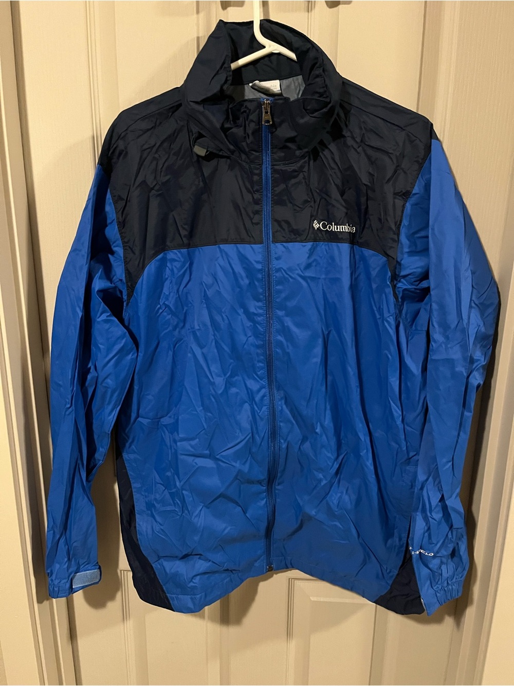 Columbia Blue and Navy Men’s Lightweight Windbreaker